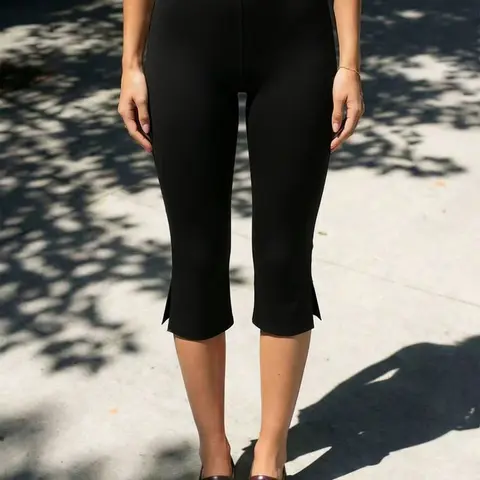 Women's Black Split-Hem Capri Training Leggings, High-Waisted Stretchy Slim-Fit Leggings, Yoga Activewear, Suitable for Yoga, Everyday Casual Wear, and Sports/Fitness Activities, High Waists Leggings, Activewear Bottoms