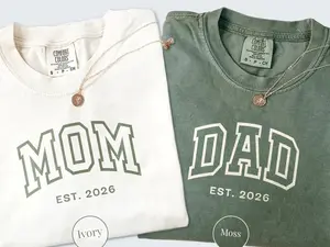 Comfort Color Mom and Dad Shirt, Mama Shirt, Dada Shirt, Pregnancy Reveal Shirt, Dad to Be, Mom to Be, Mother's Day, Father's Day, Mothers Gifts