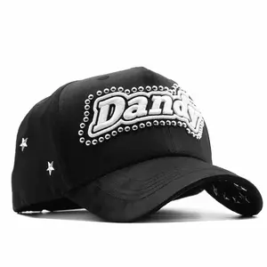 Dandy Hats Stars & Studs Snapback – Adjustable Streetwear Cap