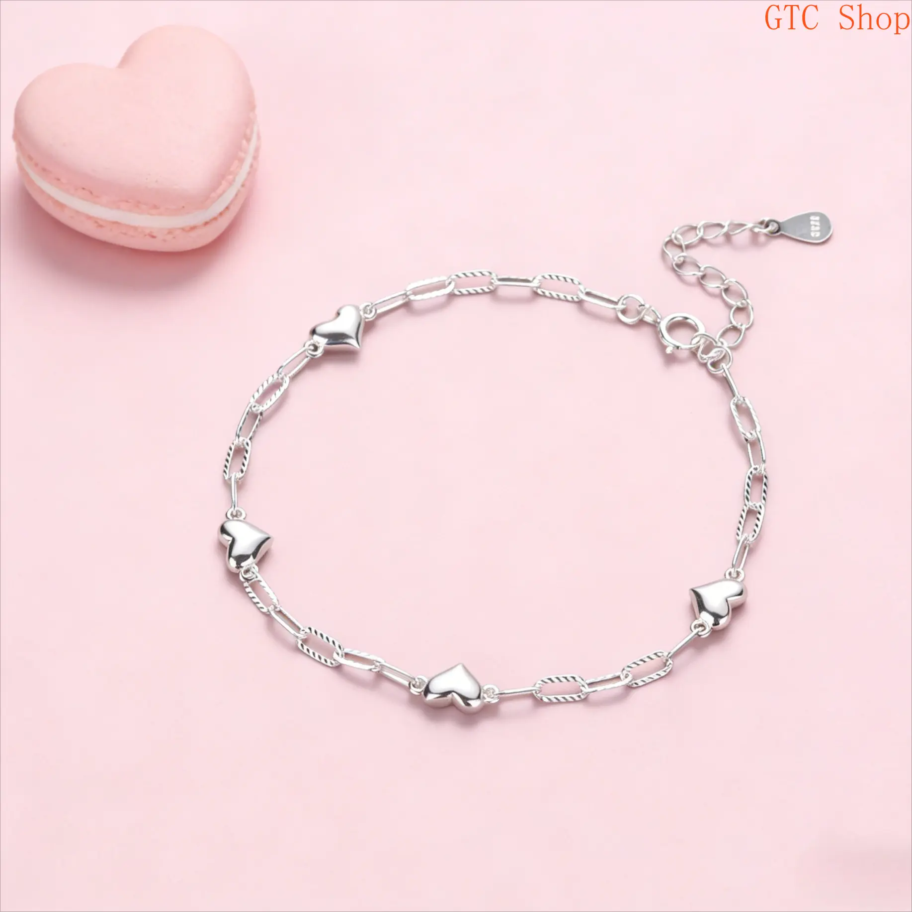925 Sterling Silver Bracelet for Women & Girls – Simple Minimalist Heart Design, Stylish Versatile Fashion Accessory, Lightweight Comfortable Fit, Perfect as a Unique & Heartfelt Birthday Gift for Her