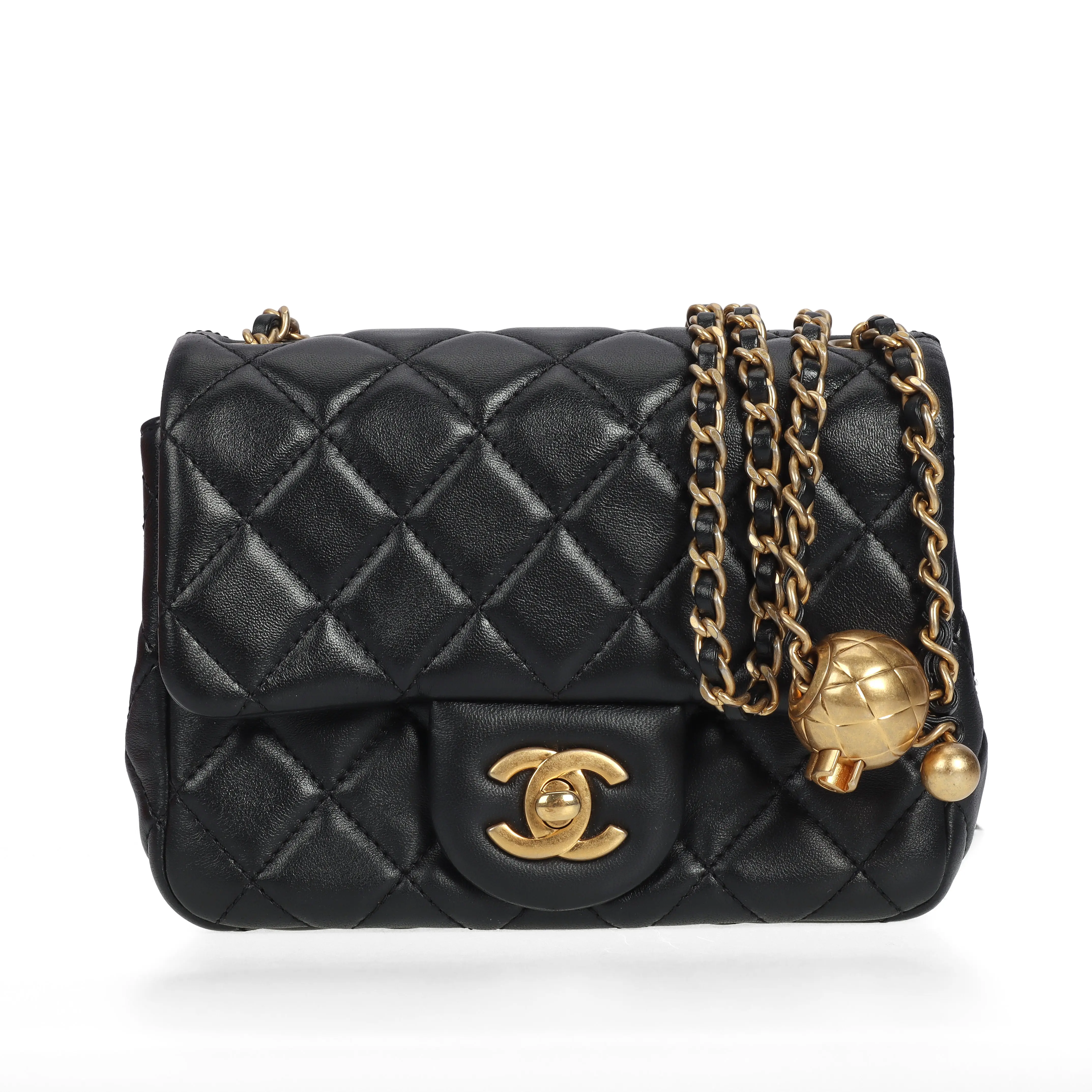 Pre-owned CHANEL Lambskin Crossbody Bags Classic Flap Black 67108492 hz