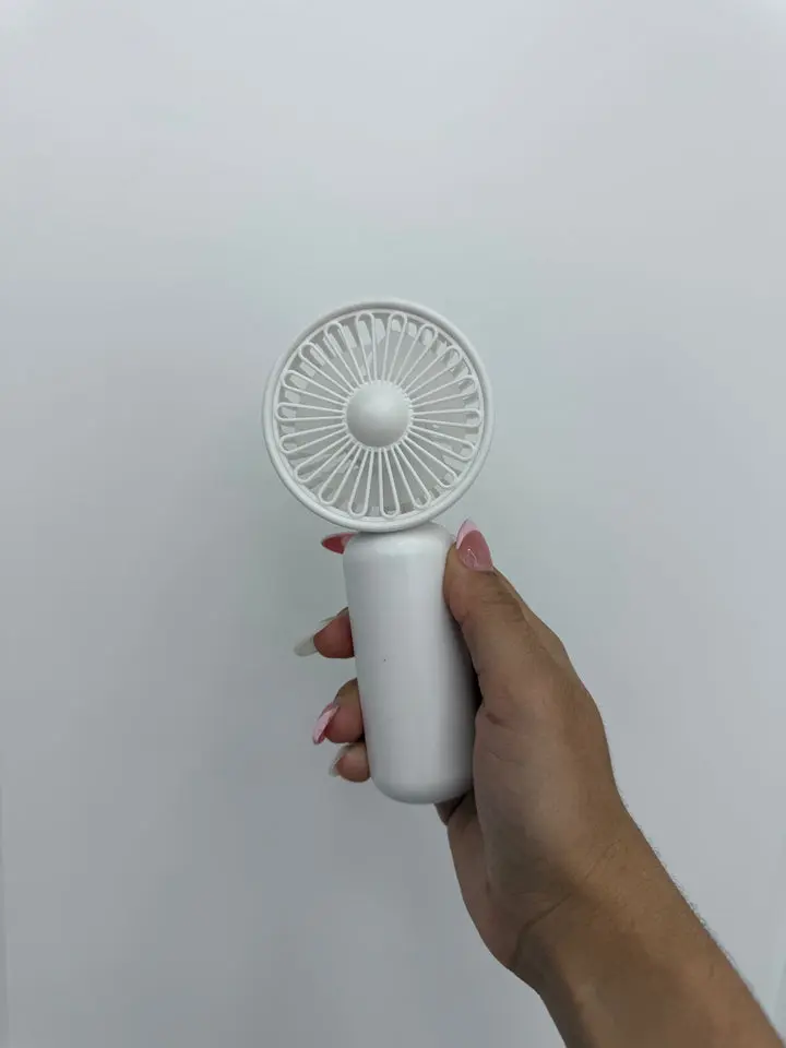White Mini Portable Lash Fan (Battery Operated)