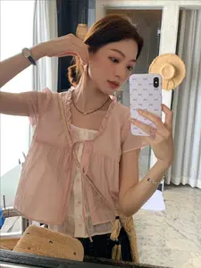 Women's Spring Summer Ruffle Hem Fake Two-Piece Fitted Top, Stylish Casual Short Sleeve Solid Blouse for Date and School Season, Trendy Ladies Fashion Womenswear Ruffled Faux