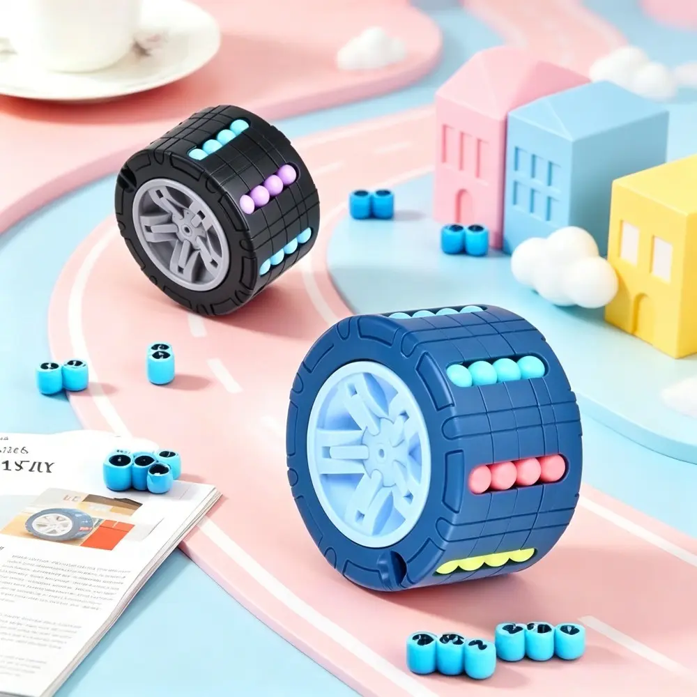 1pc Tire-Shaped Rotating Magic Ball - Stress Relief Fingertip Item, Kids' Logical Thinking Early Education Puzzle, Portable Handheld Desktop Intelligence Tool