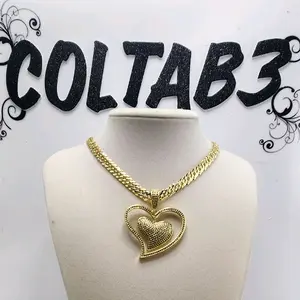 184 - Doble Corazón Diamantado  14k Gold Plated