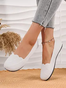 Women's Wide Fit Flat Shoes, Classic Round Toe Slip-On Design, Fashion Ballet Style, Comfortable All-Day Wear, Perfect for Casual, Ballet Flats