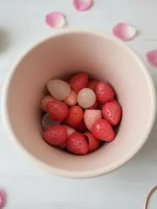 Strawberry Non Toxic Wax Melts 5 ounces (45ct)