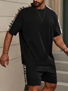 Men’s summer short-sleeve plaid set: casual athletic crewneck T-shirt + shorts, complete color-block striped summer outfit