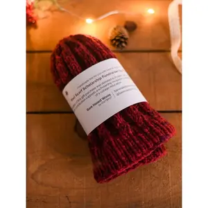 Red Scarf Gift Wrap Tag V2