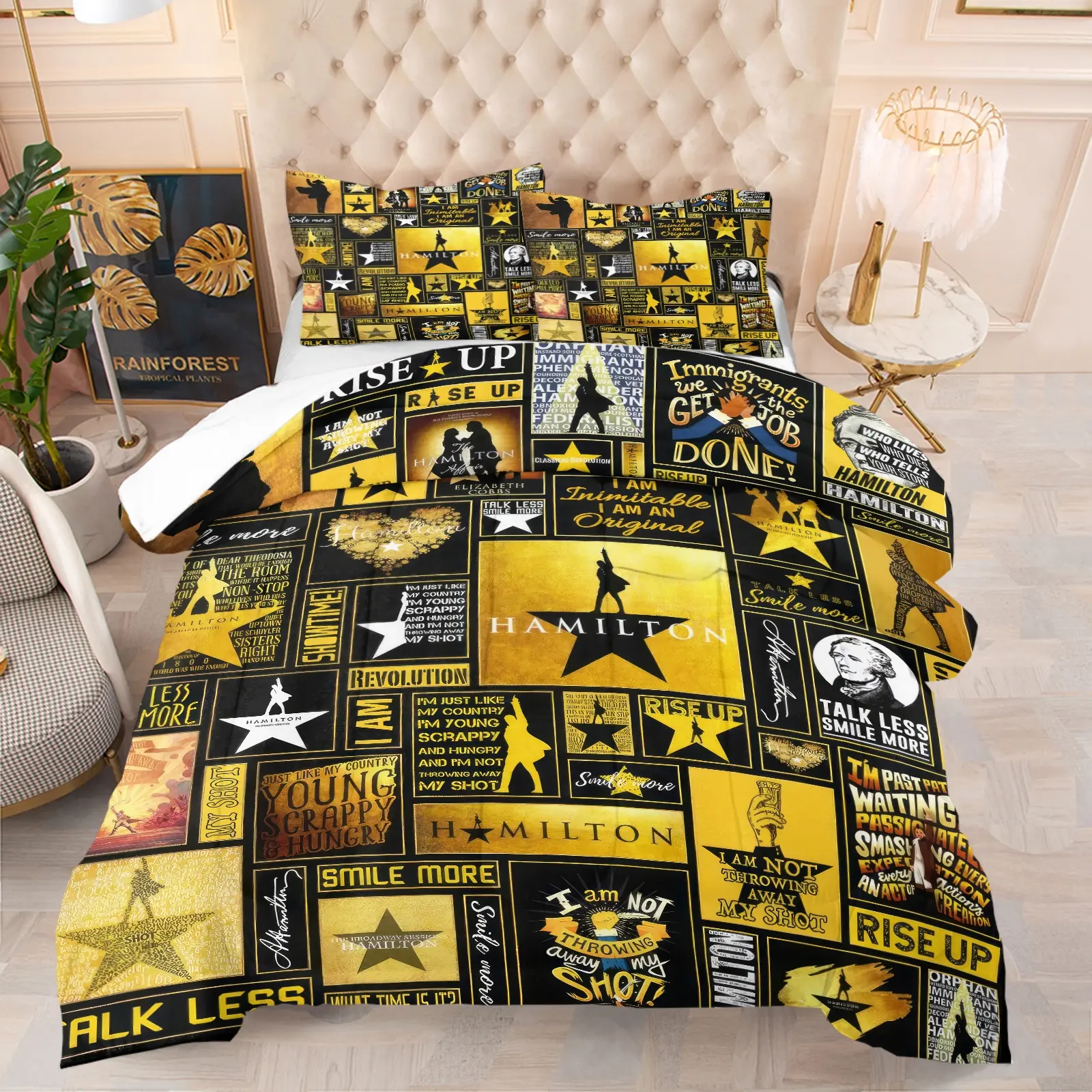 This quilted comforter and 1/2 pillowcase (excluding filling), Decorative Bedding Set, feature a Hamilton-themed print. It's skin-friendly and warm, creating an artistic bedroom atmosphere. Suitable for bedrooms, dormitories, hotels, and other settings.