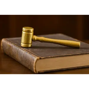 Engraved Mini Wooden Judge’s Gavel – Personalized Desk Prop