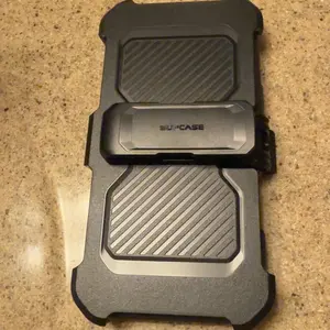 Product Review of SUPCASE Outdoor Protective Phone Cases Unicorn Beetle Pro for iPhone 16/16/15/14/13 with Built-in screen protector, Full-Body Rugged Design & Stand from C**4