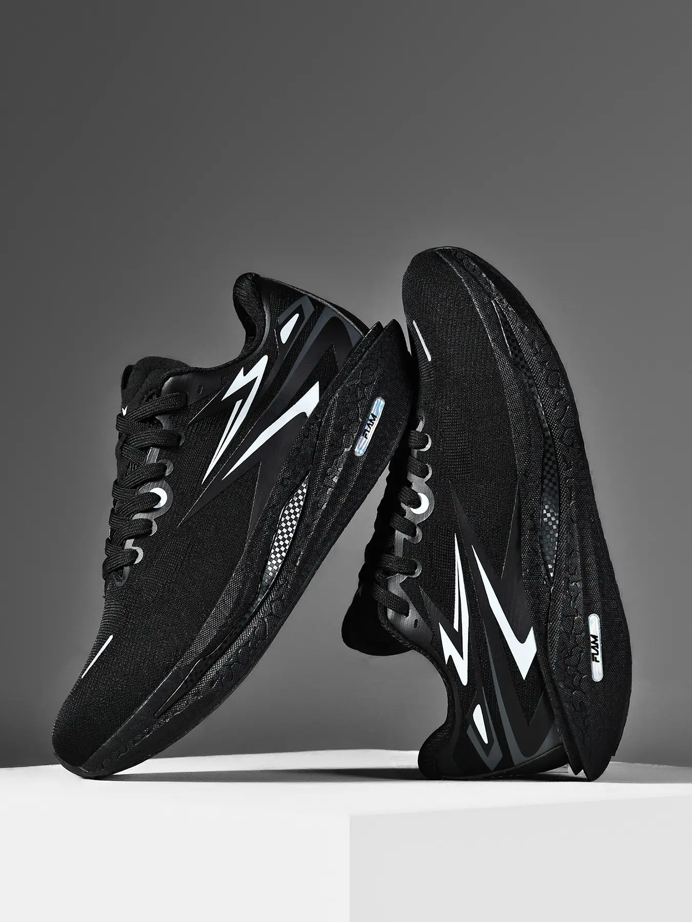 Men's Fashion Carbon Board Running Shoes, Sporty Running Shoes, Trendy Colorblock Lightning Pattern, Lightweight Shock Absorption, High Elastic Midsole Design, Running Sports Shoes