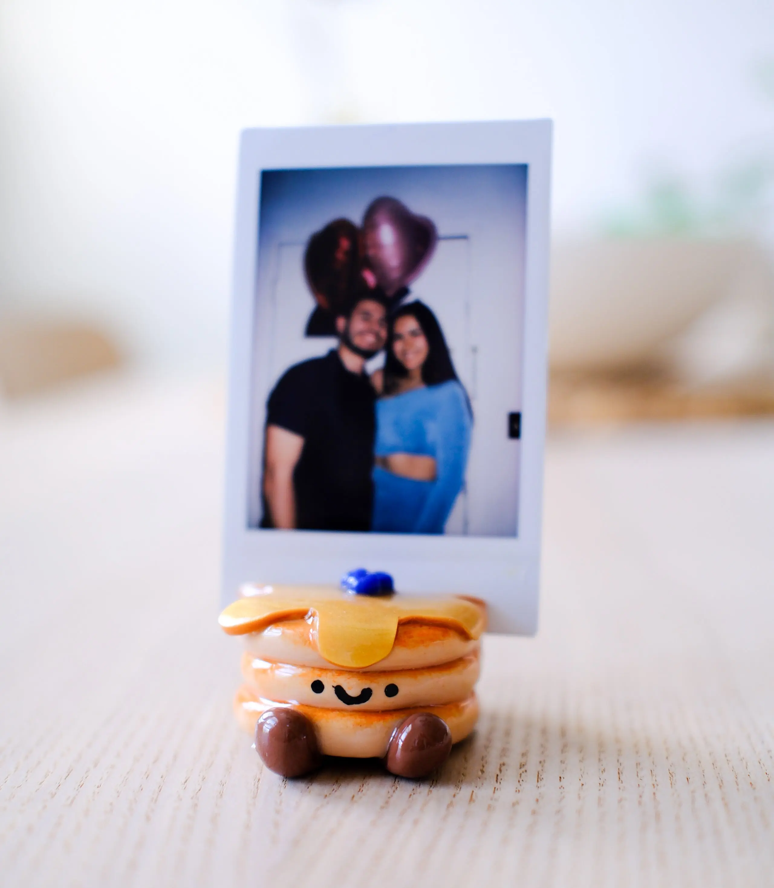 Pancake Photo Stand
