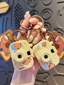 Creative Capybara Glowing Projection Camera Keychain, Cute Cartoon Water Pig Backpack Pendant, Couple Small Gift, 2 Pieces Set