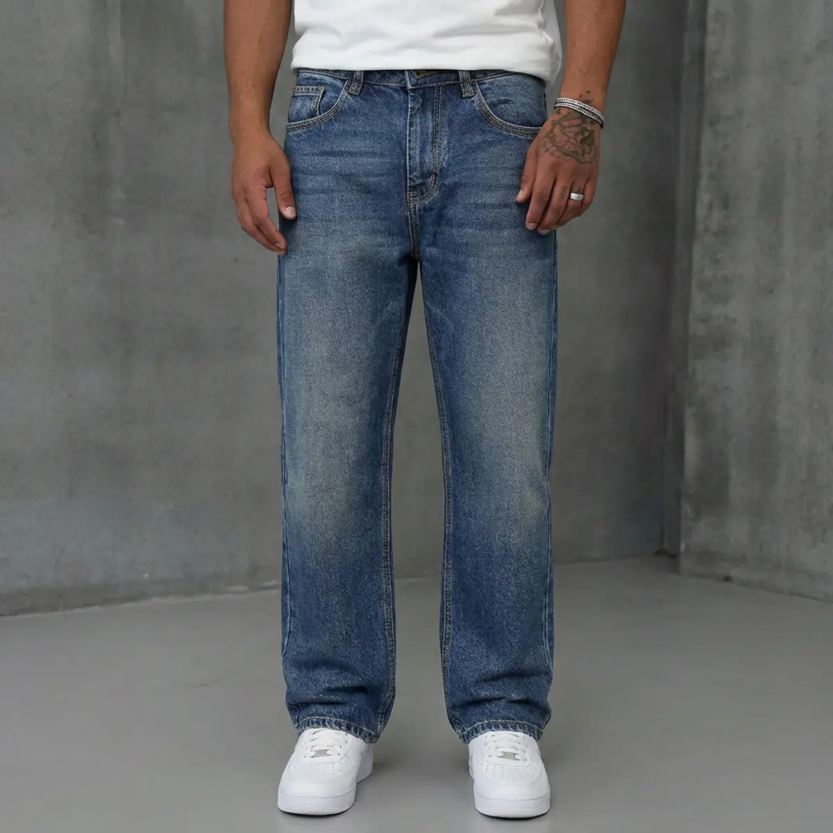 Men's Straight-Leg Jeans - 100% Cotton Regular Fit, Full Length Washed Denim for Casual Spring Autumn Wear, Denim Lower, Long Pants