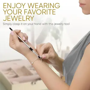 Bracelet Helper Tool - Easy Self Bracelet Fastener, Jewelry Clasp Aid for Women, One-Handed Bracelet Buddy with Chain