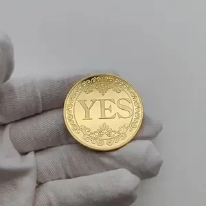 Funny Yes No Decision Coin Decoration, Lucky Coin Prop, Dual-Sided Effect, Perfect Gift for Christmas Anniversary Party
