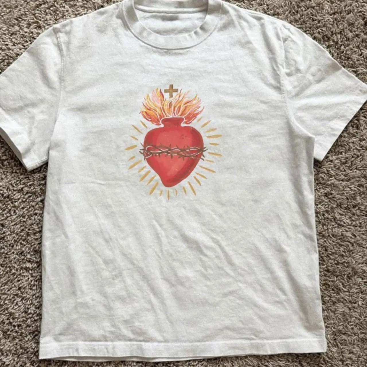 Y2K Sacred Heart Graphic Tee – Vintage Catholic Grunge T-Shirt