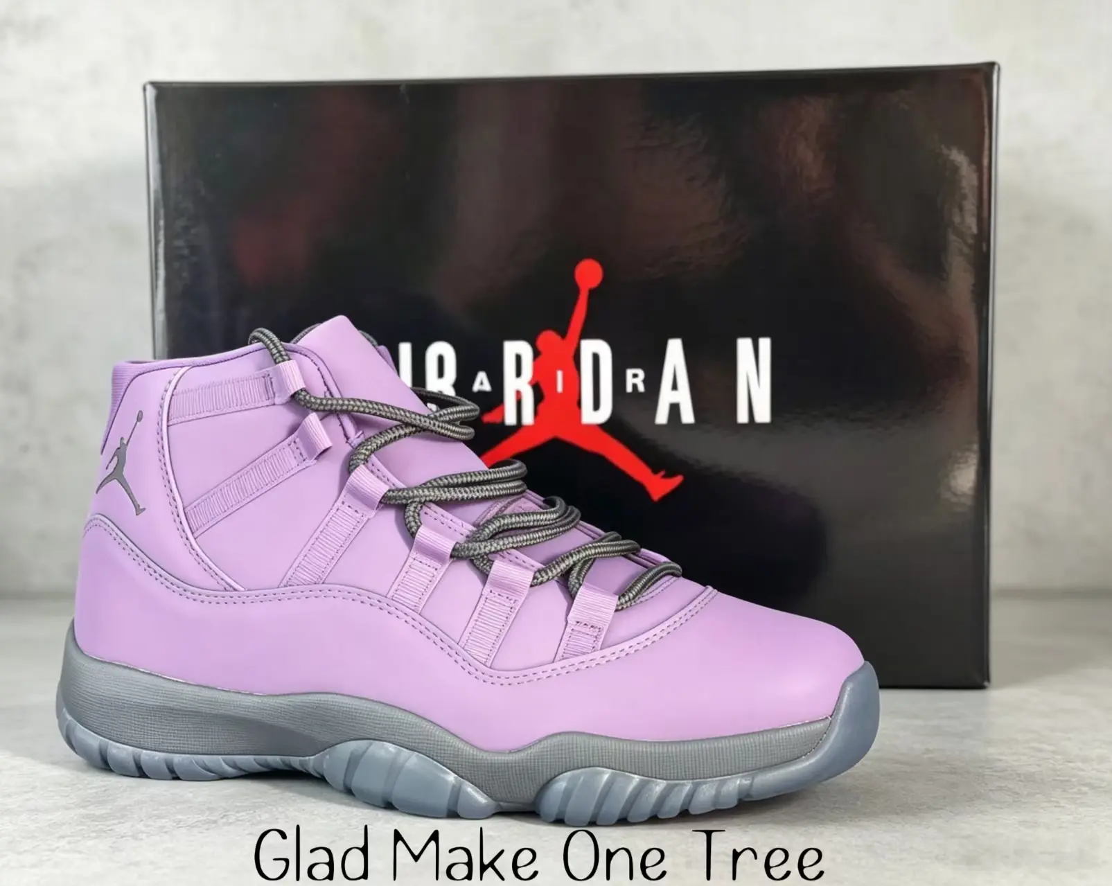 English: Gentle pastel purple leather mid-top trainers with grey stitching details and rugged grey rubber sole, low saturation colorway casual kicks that easily match all soft tone daily wardrobes