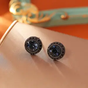 Unisex Sweet & Cool Zircon Stud Earrings, Exquisite Minimalist Hip Hop Fashion Ear Jewelry