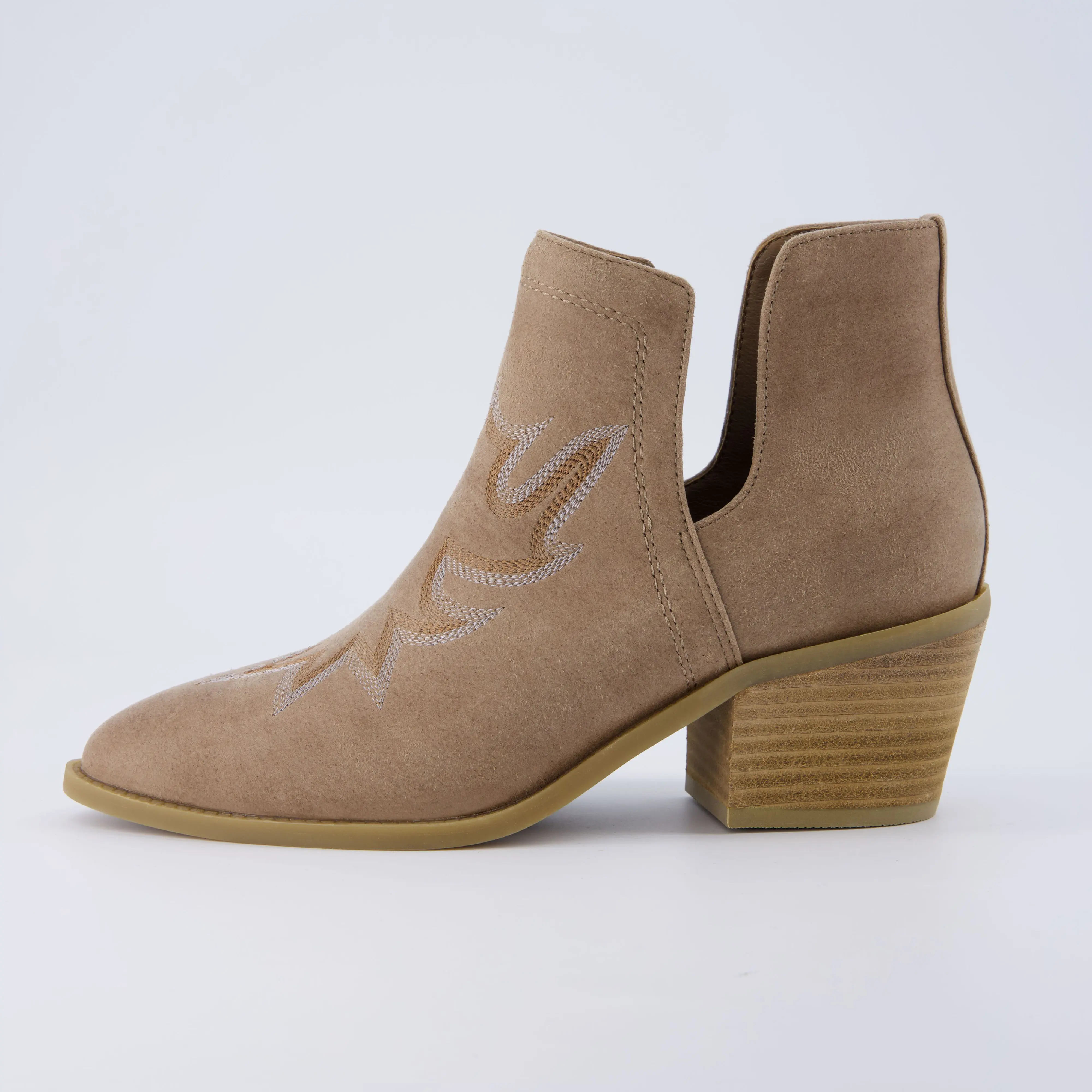 Cushionaire Rustler Western Bootie For Women | Classic Western Ankle Bootie With Slip On Design | Stylish Everyday Bootie For Casual Outfits