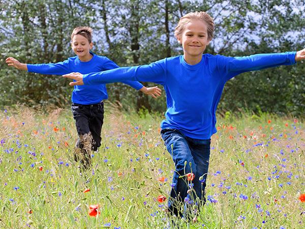 G Gradual Boys Youth Compression Shirt Long Sleeve Quick Dry Football Baseball Undershirt Sports Base Layer for Boy Sporty Jersey