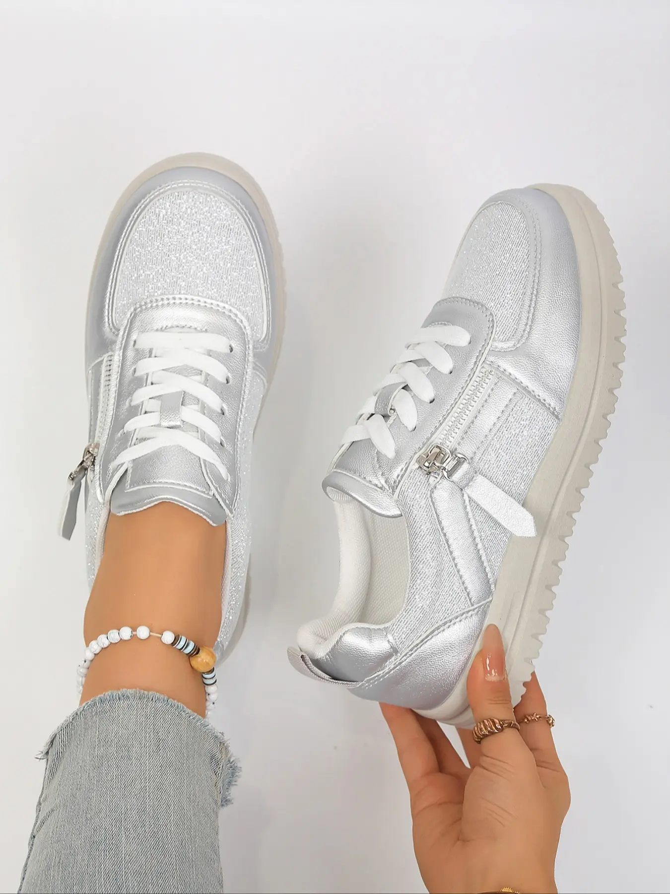 Women's New Casual Sports Shoes, Large Size Comfortable Flats, Running Hiking Sneakers, Trendy Walking Sneaker, Trendy Athletic Footwear for All Seasons, Glitter Design Sneakers