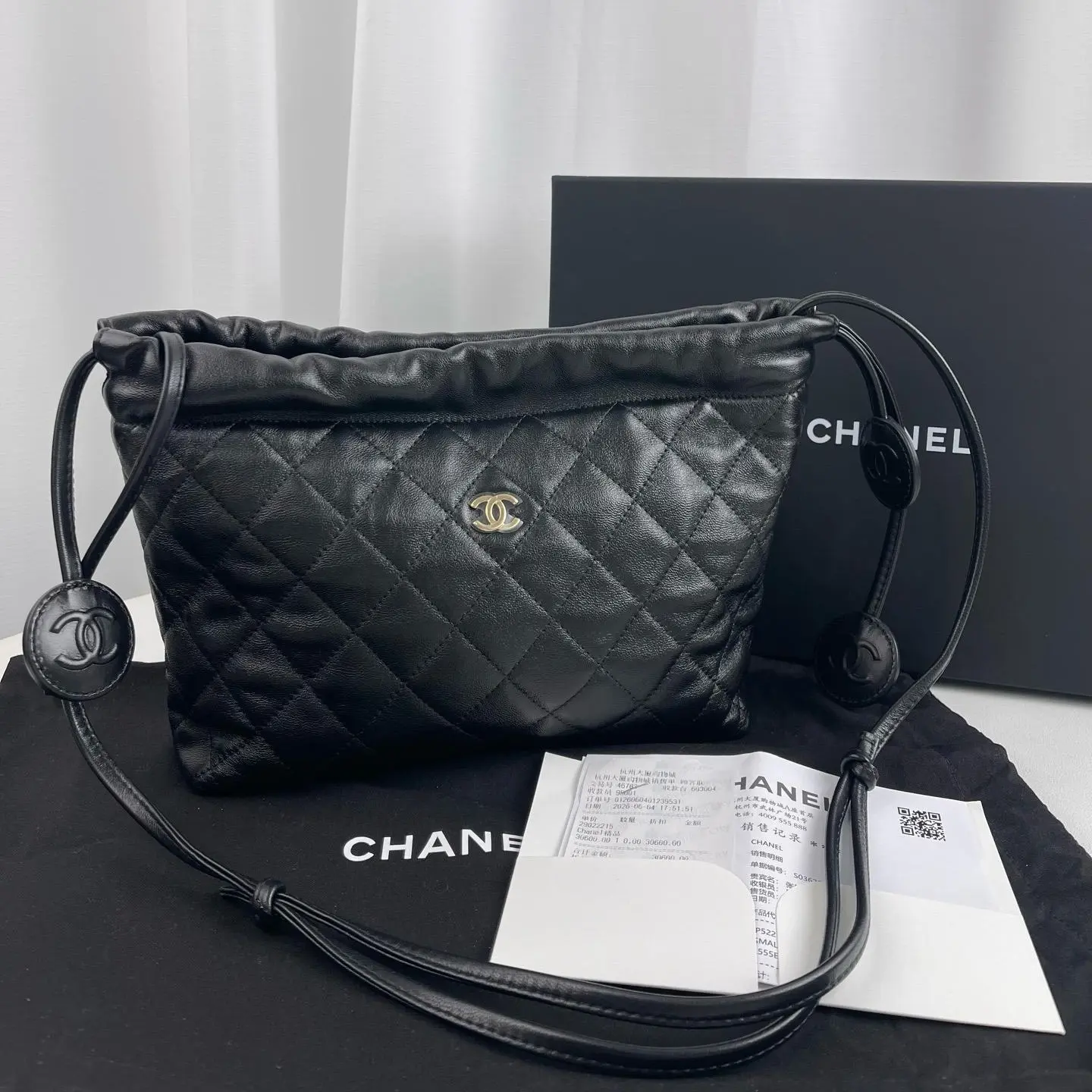 Pre-owned CHANEL Brand New 26s clutch black/gold 24328840