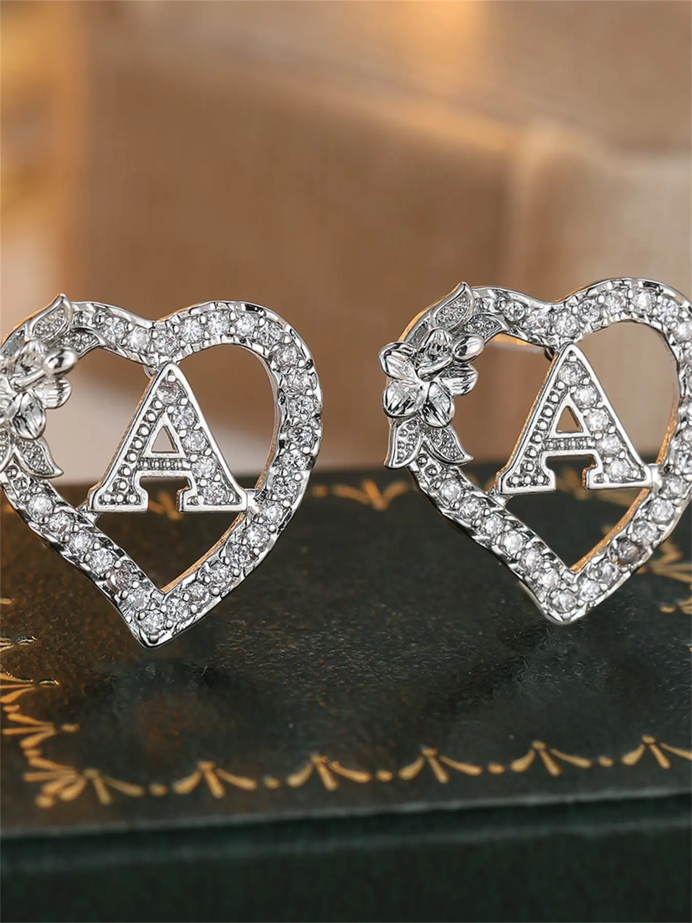 26 Letter Initials Earrings Elegant Heart Flower Stud Earrings Fashion Women Earrings Anniversary Mother's Day Gift Heart Shape Earrings Hoop Shape Earrings