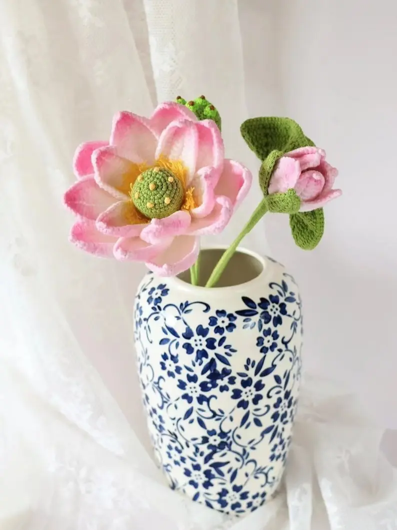 Crochet flower bouquet, hand made, personalized gift for girl friend, home decoration, knitted lotus , Forever flower, crochet Lotus