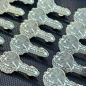 Saca La Bolsita Hat Pin/Keychain