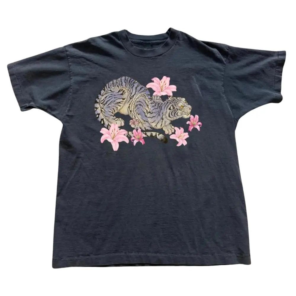 The Botanical Flower Tiger Graphic T-Shirt, Vintage Floral Line Art Tee, Nature Aesthetic Shirt, Animal Garden Tee, Cottagecore Plant Shirt