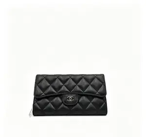 Pre-owned CHANEL H5 black diamond check long button wallet h18229