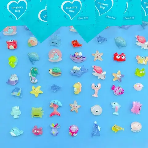 50Pcs Glow-in-the-Dark Durable 3D Resin Animal Figurines Set - Random Duck/Turtle Mini Figures, Interior Decoration Accessories, Home Decor Accessory, Diorama Decor Ideas, Blind Bag Collectibles, Kids Gifts