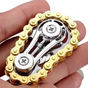 Stress Relief Gear Chain Fidget Spinner, Metal Finger Toy for Students, Boredom Breaker Hand Chain Gyroscope, Fun Educational Tool