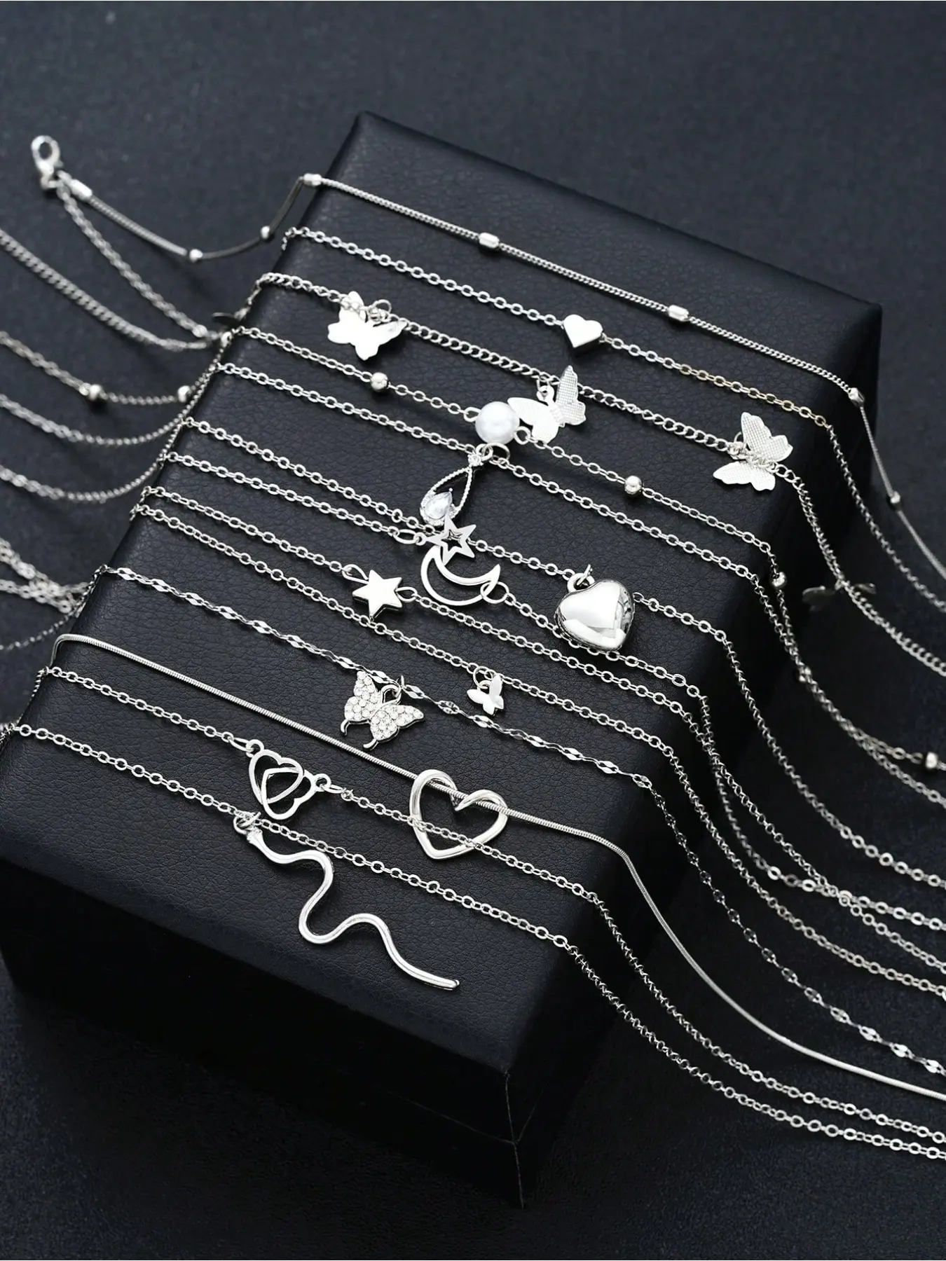 12 Pcs Heart Butterfly Rhinestone Star Moon Water Drop Snake Faux Pearl Pendant Necklace Set, Multi-Layer Dainty Chain Fashion Jewelry Gift, Alloy Necklace, Dainty Necklaces