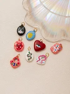 1PC Fashion Simple and Versatile Style Pendant, Dopamine, Eye Love, Bouquet Love, Snake Heart Lock, Black Cat Ellipse, Pendant Accessories, DIY Fashion Accessories for Keychains, Bags, Jewelry, Charm Accessory, DIY With Charms