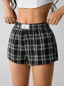 Women's Summer Woven Plaid Casual Shorts, Fitted Design, Comfortable and Stylish, Perfect for Daily Wear, Ladies Fashion
