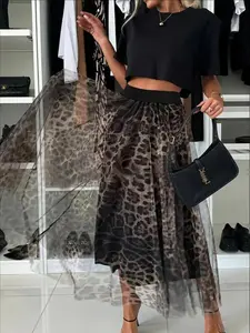 Women's Leopard Print Long Skirt, Elegant Casual Fitted A-Line Skirt for Daily Outdoor Wear, Ladies Bottoms for All Seasons