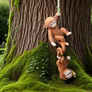 Garden Decoration Hanging Ornament Outdoor Decor Statue Realistic Squirrel Monkey Figurine for Yard Garden Sample Display