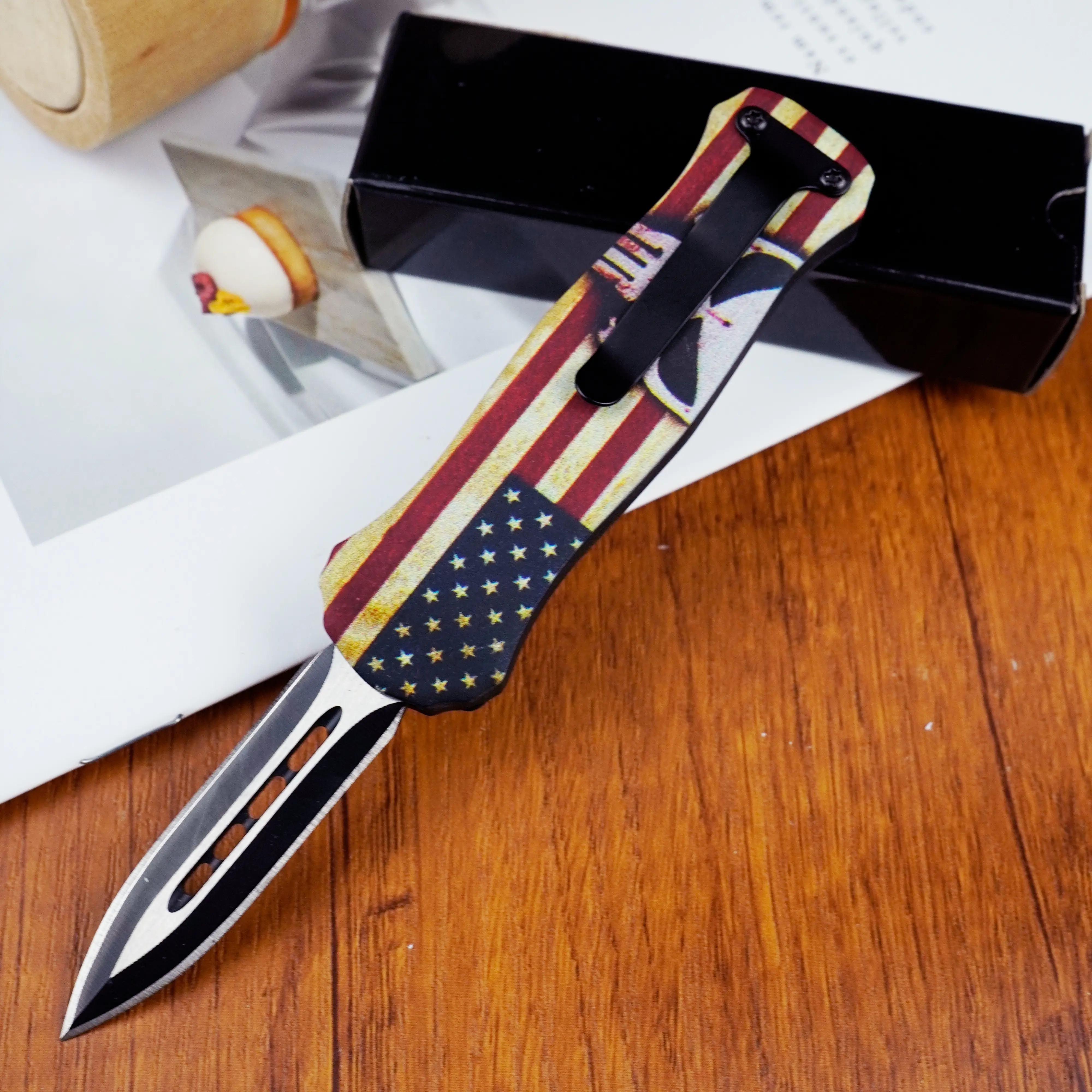 Vintage American Flag Punisher Skull Folding Pocket Utility Knife, Stainless Steel EDC Foldable Cutting Tool with Pocket Clip, Portable for Outdoor Camping, Hiking & Daily Carry