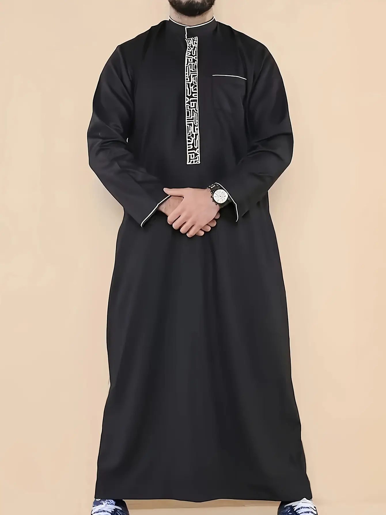 Men's Black Muslim Thobe – Long Sleeve Arab Kaftan with Pocket & Embroidery, Islamic Robe for Modern Traditional Wear