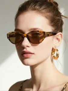 Women's Vintage Round Frame Sunglasses, Lightweight Lenses, Ultra-Light Frame, Outdoor Activities, Retro Style Sun Glasses, Tortoiseshell Sunglasses