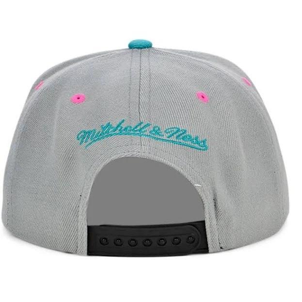 Mitchell & Ness Light Grey NBA Orlando Magic Grey Wolf Mags Snapback