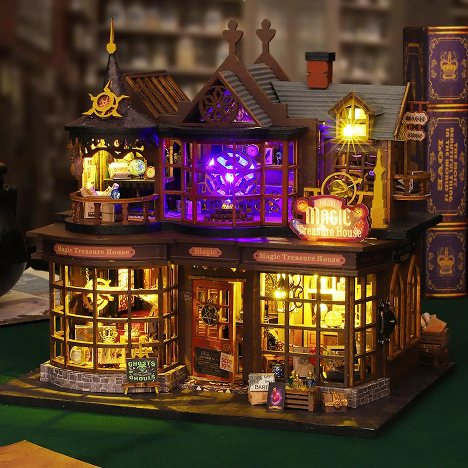 3D Wooden Handmade Creative Puzzle Book Nook, DIY Model Kit for Bookshelf Decoration, 3D Desktop Ornament Set 3D Wooden Handmade Creative Puzzle Book Nook, DIY Model Kit for Bookshelf Decoration, 3D Desktop Ornament Set