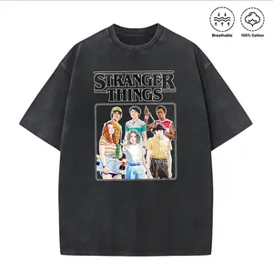 Washed T-shirt made of 100% cotton with double-sided printing Stranger Things Vintage Eighties Retro Group Shot Title Logo T-Shirt