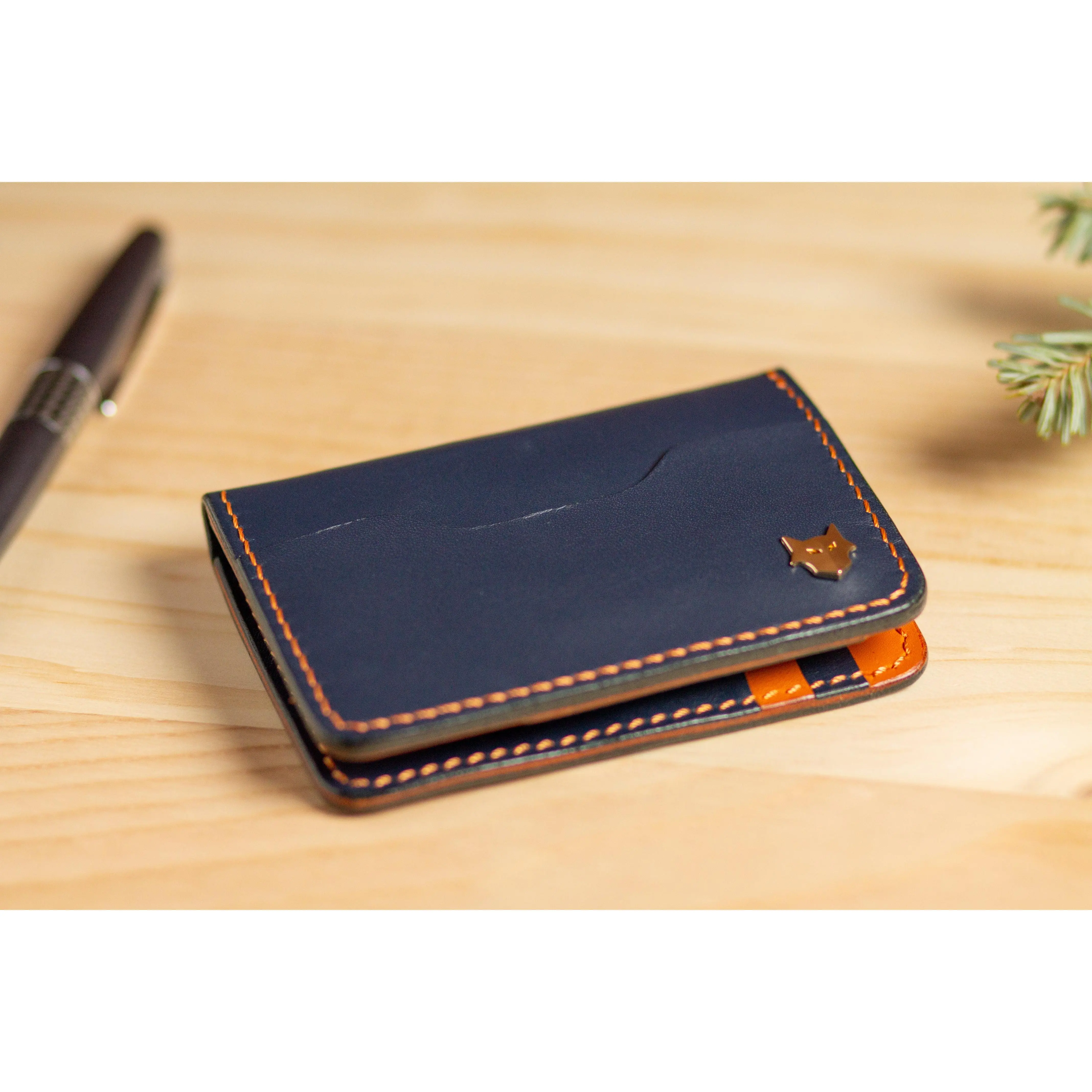 The Modern Vertical Leather Wallet for Men - Premium Leather - Vertical Design - Hand stitched - 4 card slots - Pull tab Card Slot - Slim and Sleek