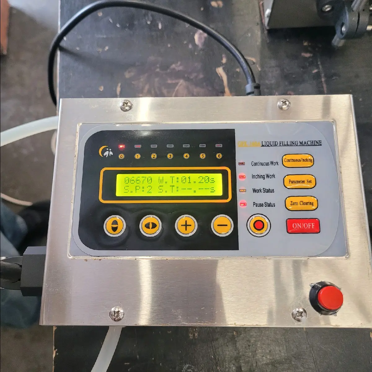 liquid filling machine single head