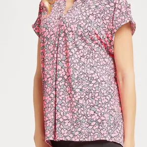Dear Scarlett Lizzy SS Top Gray/Hot Pink
